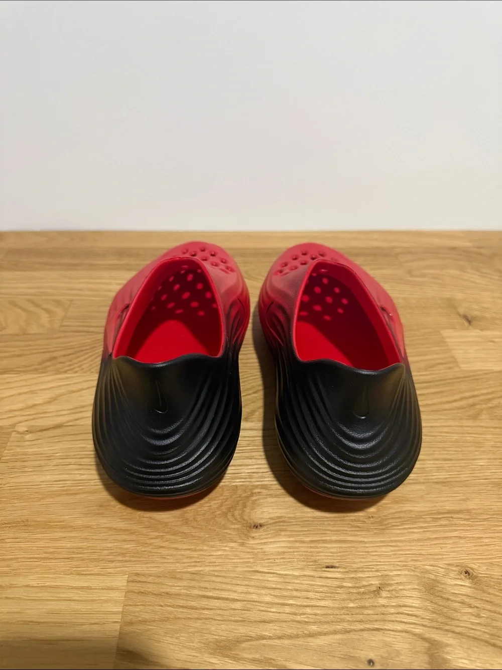 Brand new mens Nike Rejuven8 size 9 Red Slip-On Clogs